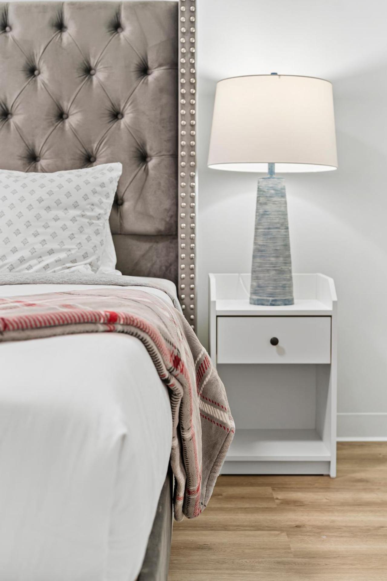 Furnished Luxury Apartment Next To Harvard Stadium Boston Bagian luar foto